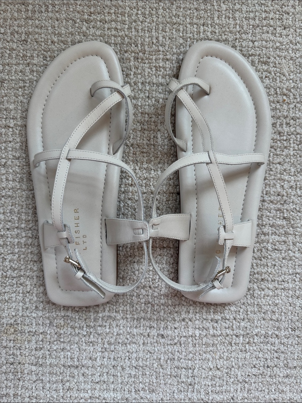 New Marc Fisher Cream Thong Sandals - Size 9
